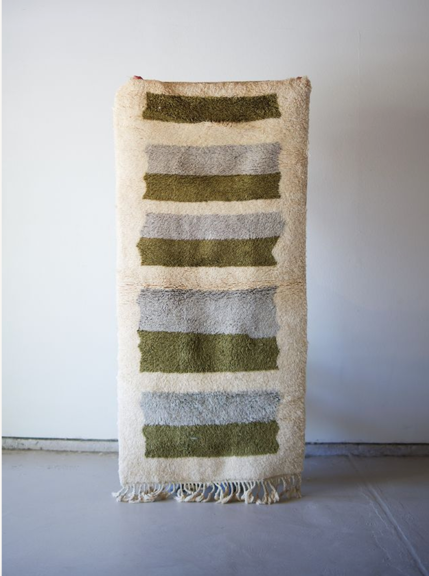 Minimalist Cream Runner with Green and Blue