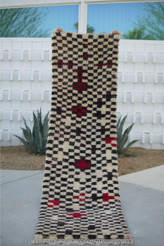 Black White and Red All-over Runner