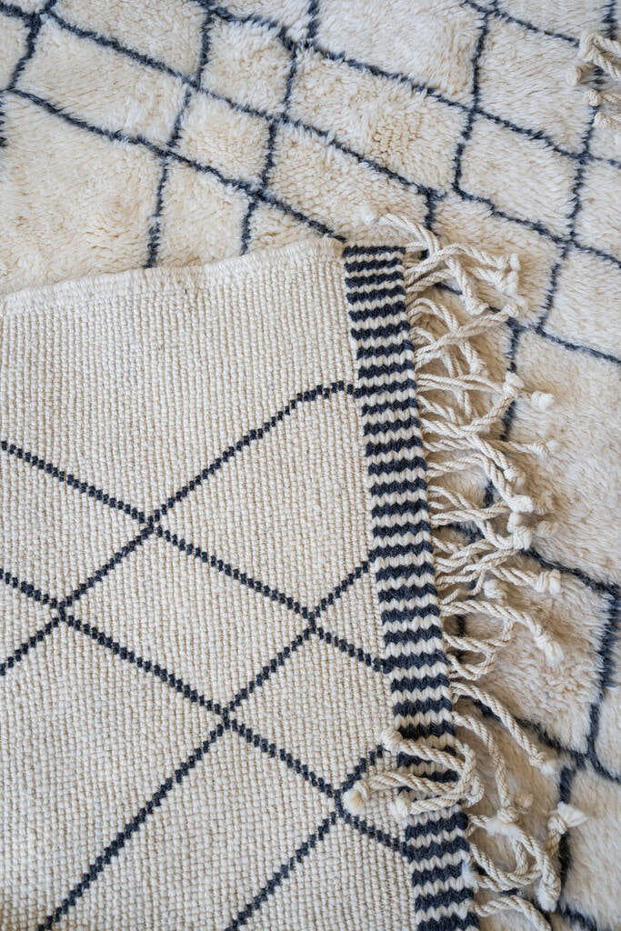 Cream and Navy Blue Wool Contemporary Beni M'rirt